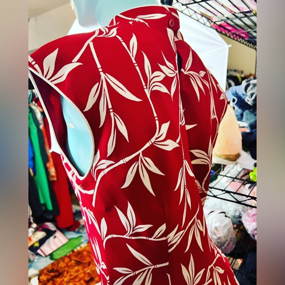 ❤️NWOT DEAD STOCK VINTAGE RED ASIAN DRESSES SIZE: SMALL & M/L - Picture 7 of 10